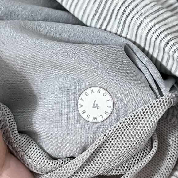 Lululemon On The Fly Pants Wee Are From Space Nimbus Battleship 27” Size 4 - Picture 3 of 8